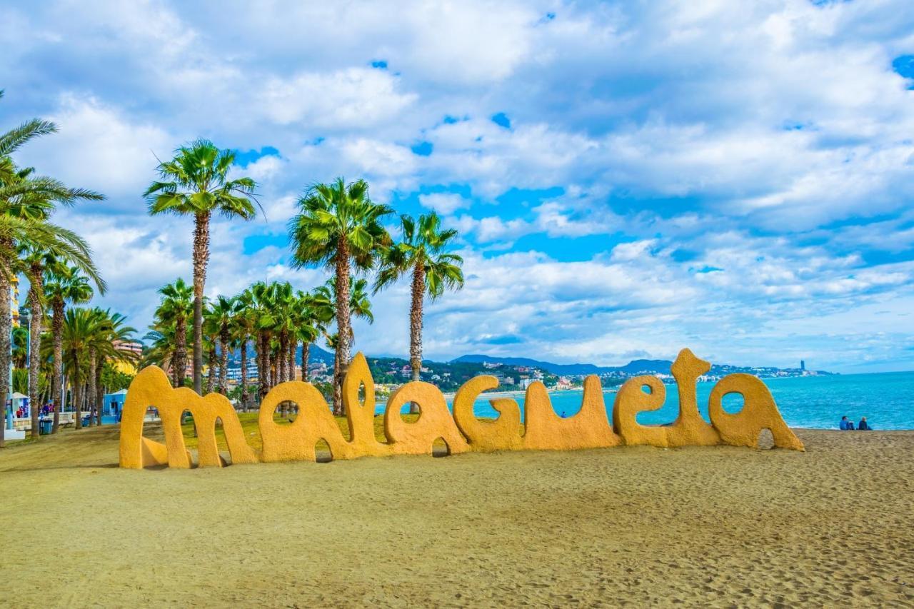 Malaga Centre Apartment With Parking Экстерьер фото