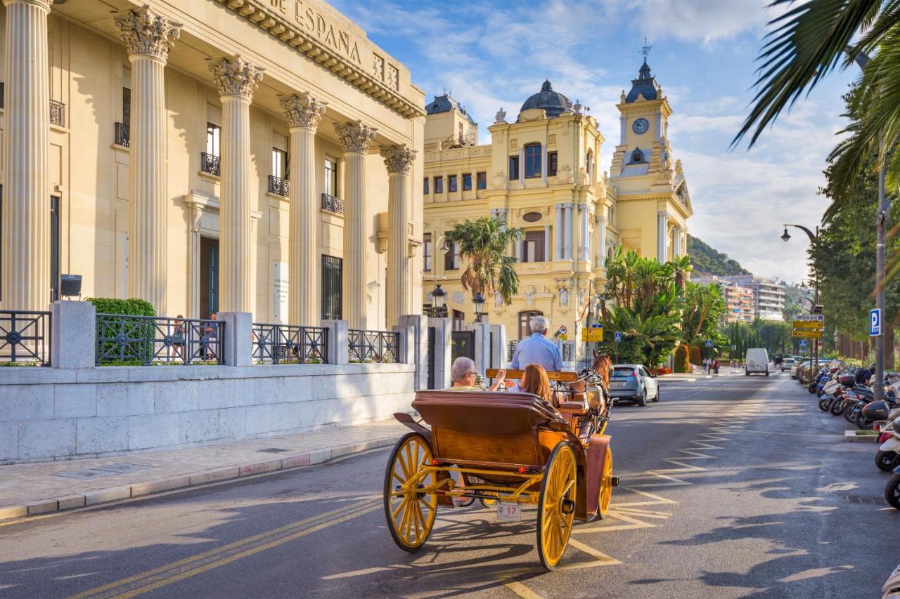 Malaga Centre Apartment With Parking Экстерьер фото