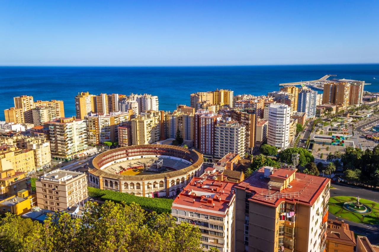 Malaga Centre Apartment With Parking Экстерьер фото
