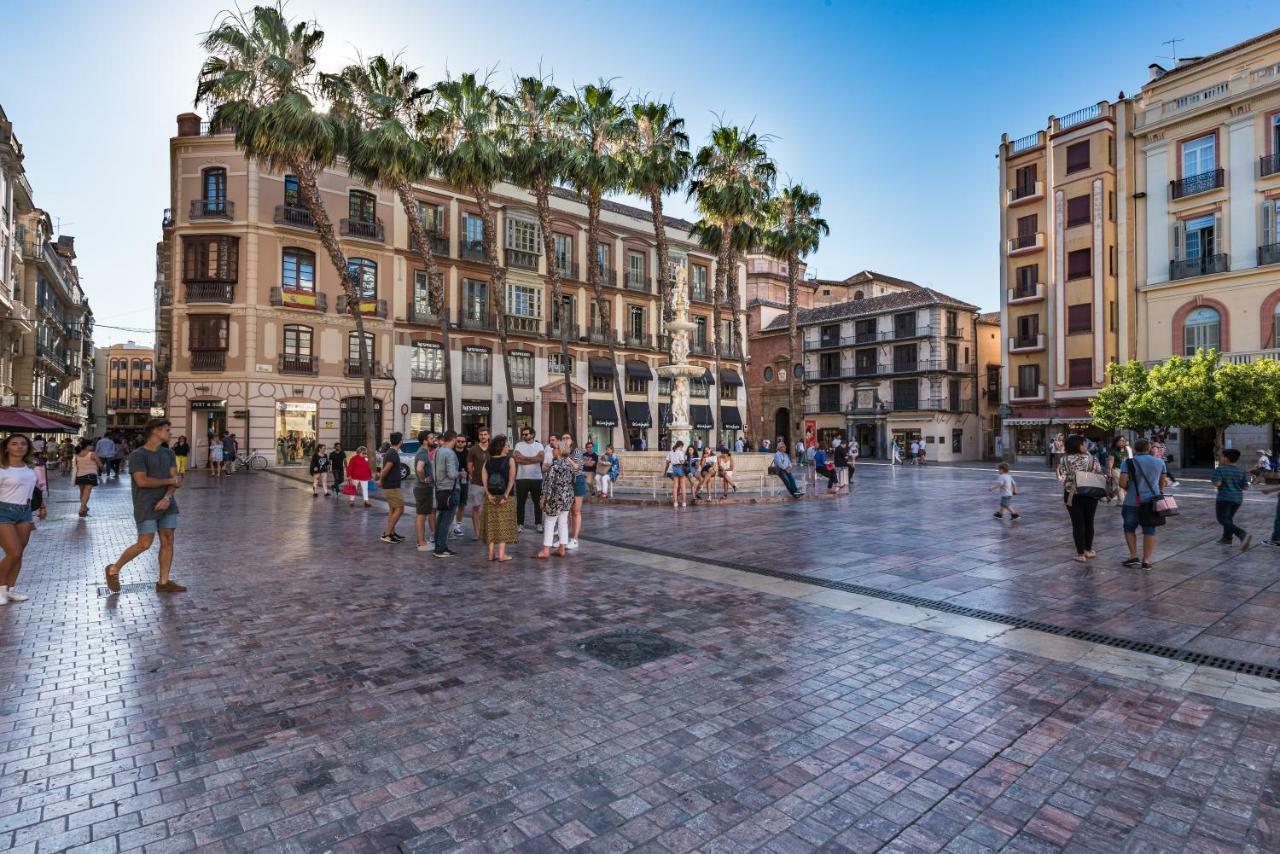 Malaga Centre Apartment With Parking Экстерьер фото